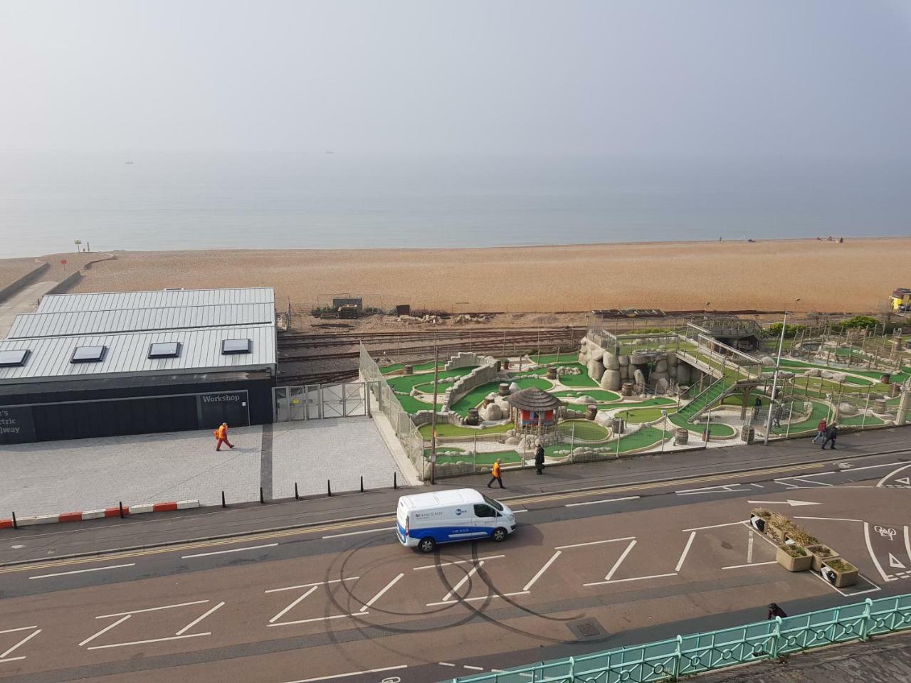 Hotel Waynes Place Hove Exteriér fotografie